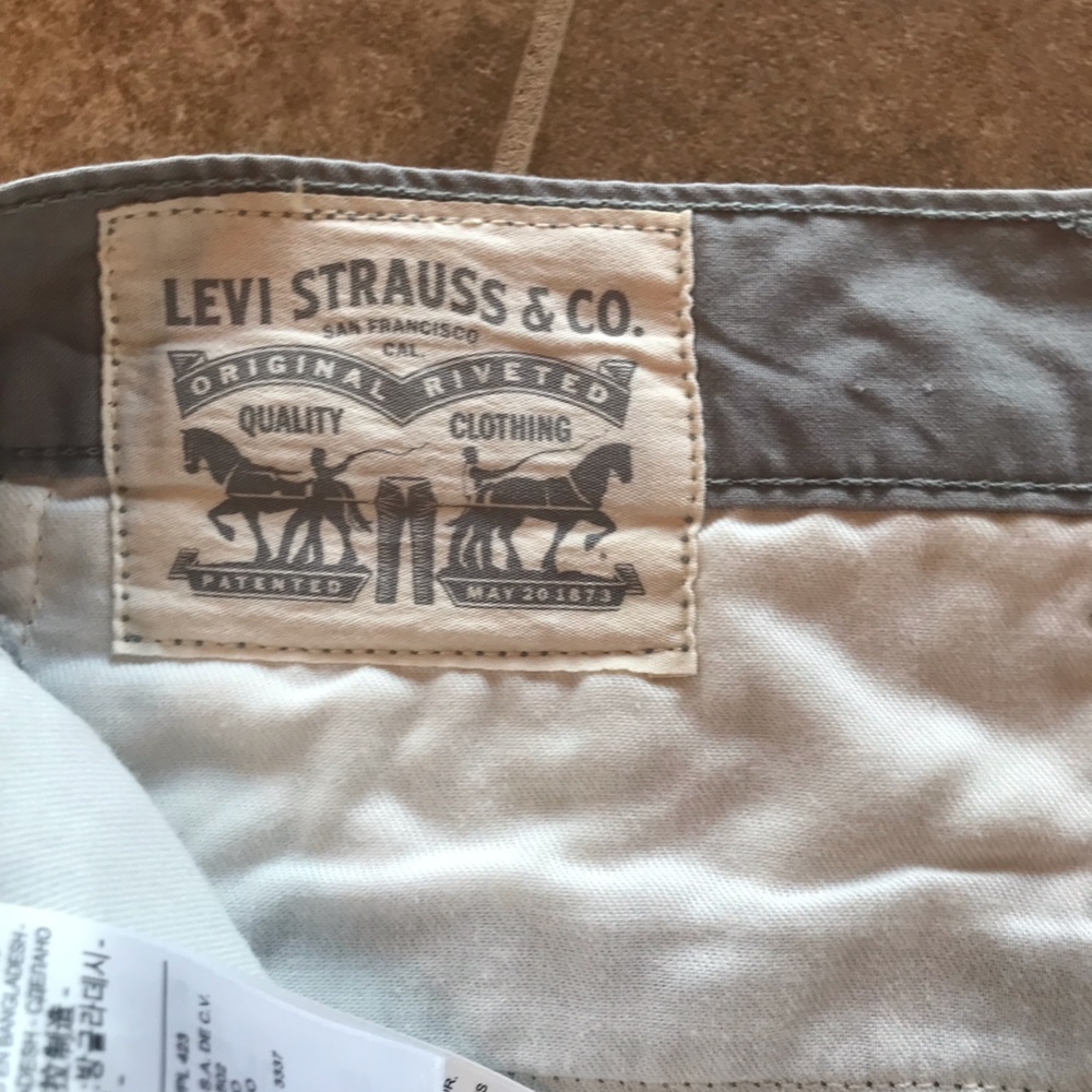 Levi’s mens shorts - Picture 2 of 6